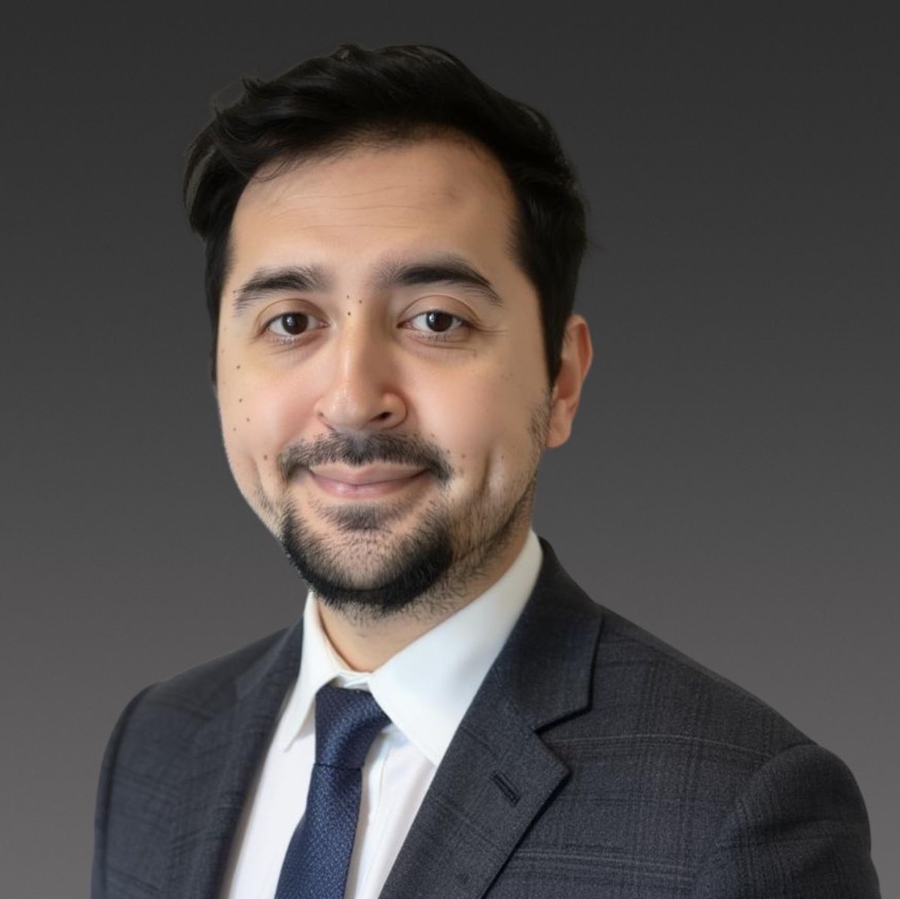 Omar Vasquez 1200x1500 1